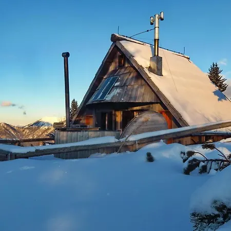 Alpesi faház Encijan - Velika Planina Stahovica