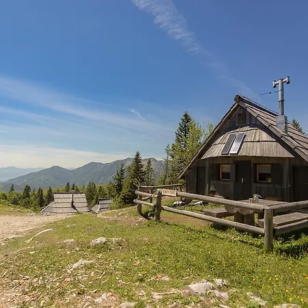 Encijan - Velika Planina *